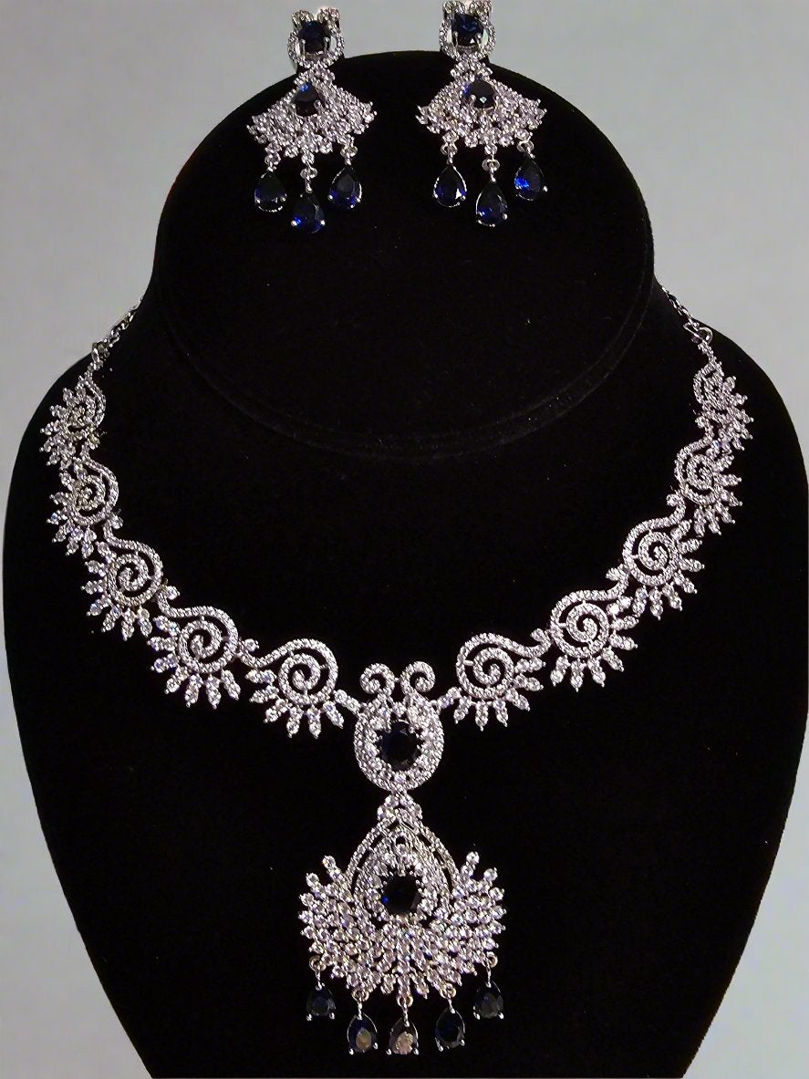 Elegant and stylish necklace