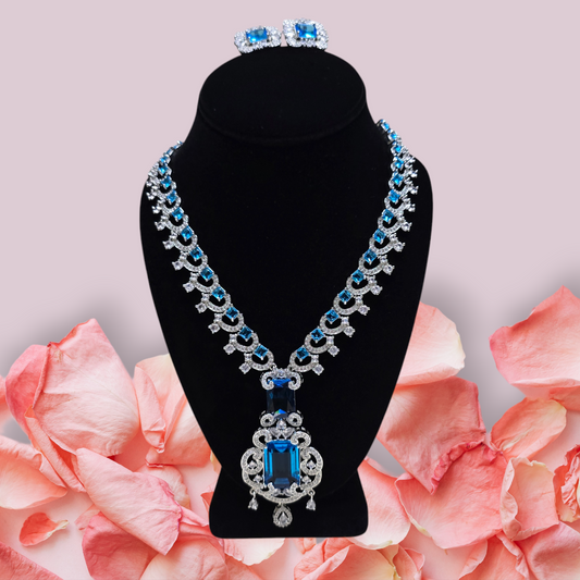 Elegant and stylish blue stone necklace set