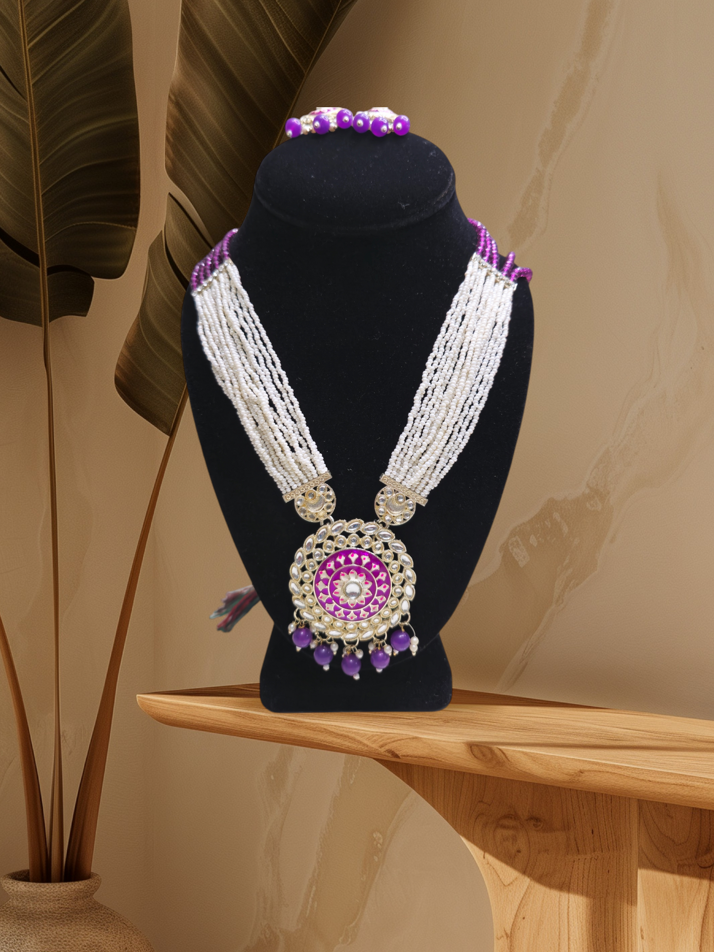 Elegant and stylish pearl beaded necklace set