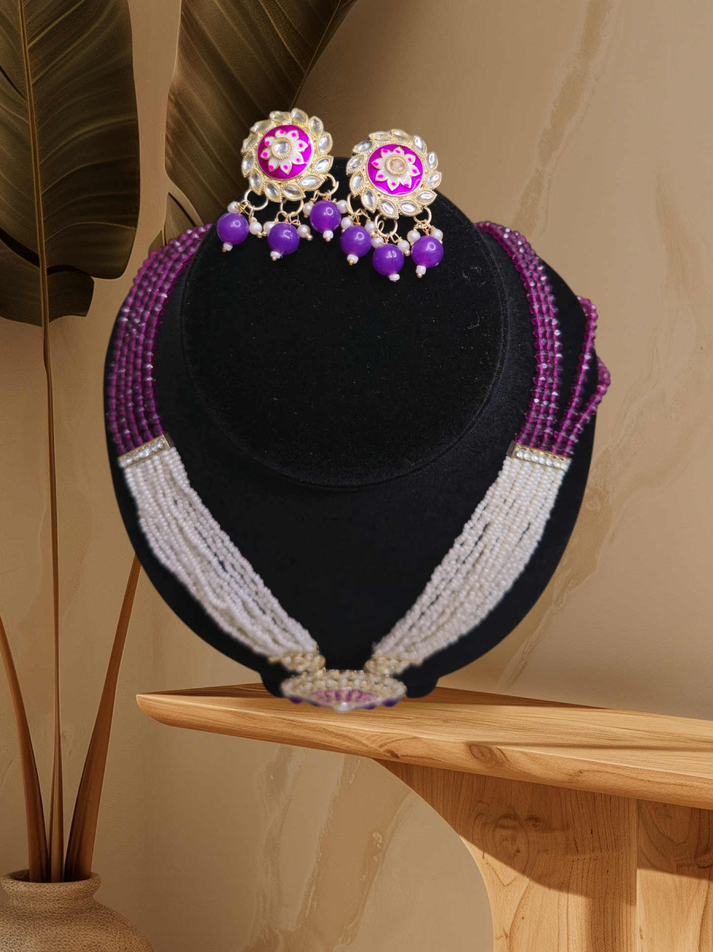 Elegant and stylish pearl beaded necklace set