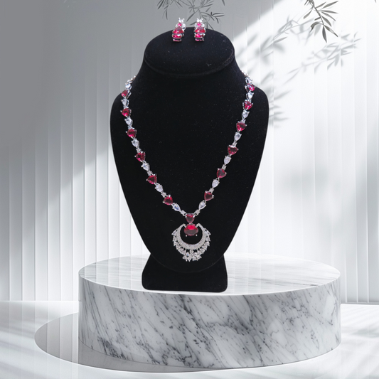 Elegant and stylish necklace with earrings