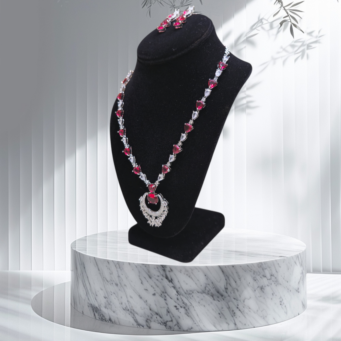 Elegant and stylish necklace with earrings