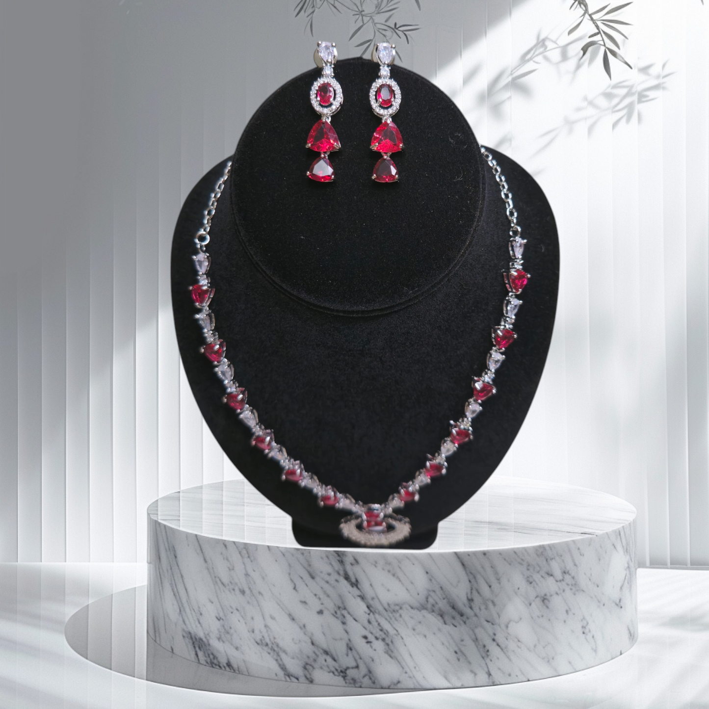 Elegant and stylish necklace with earrings